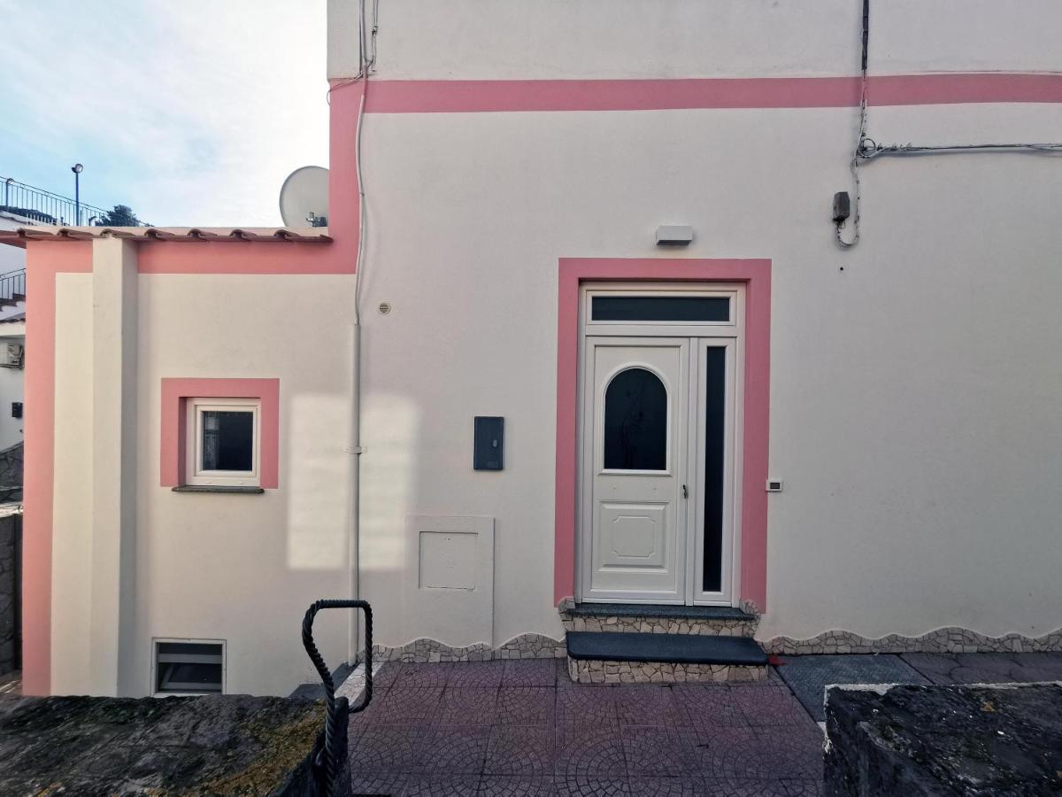 La Casetta Al Porto Isquia Exterior foto